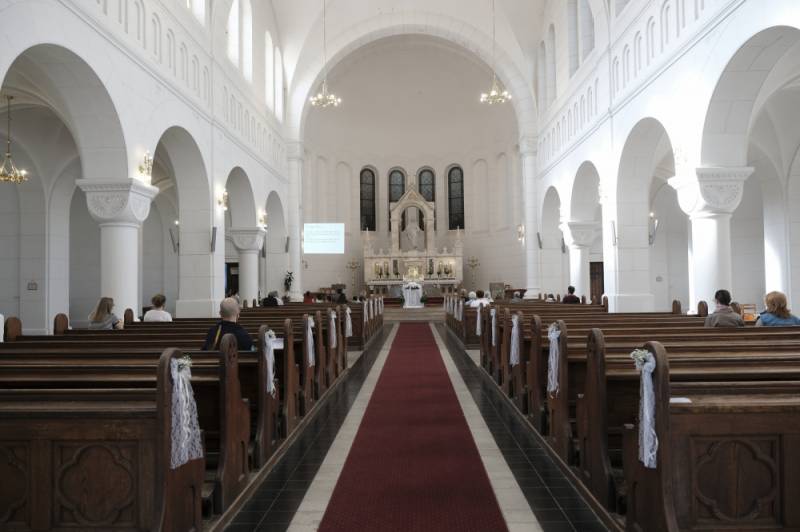 világméretű szentségimádás_Pius-templom (20).JPG